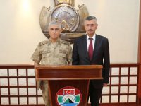 Orgeneral Çetin, Vali Bektaş’ı Makamında Ziyaret Etti