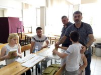 Sandıklar 17.00'de Kapanacak. Rize'de 252 Bin 342 Seçmen Oy Kullanacak