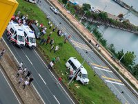 Rize'de Trafik Kazası: 13 Yaralı