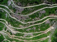 Dünyanın en tehlikeli yolu turizme kazandırılacak