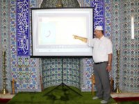 Rize'de Projeksiyon Cihazı Çocuklara Camiyi Sevdirdi