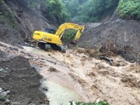 Rize’de Aşırı Yağış Sele Neden Oldu
