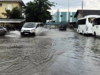 Sakarya’da Yollar Göle Döndü