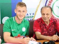 Çaykur Rizespor'da Brabec'e İmza Töreni Düzenlendi