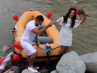 Rafting Milli Takım Antrenörü Nikahına Rafting Botu İle Gitti