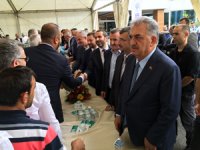 Rize Protokolü Vatandaşla Bayramlaştı