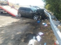 Çorum'da iki otomobil çarpıştı: 9 yaralı