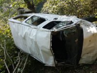 Giresun'da minibüs uçuruma devrildi: 1 ölü, 1 yaralı