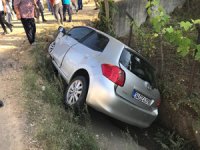 Ordu'da otomobil sulama kanalına düştü: 4 yaralı