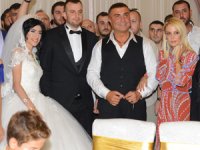 Reis Sedat Peker, Rize’de İşitme Engelli Çiftin Düğününe Katıldı