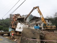 Rize'deki 7 Katlı Binanın Yıkım İşlemi Tamamlandı
