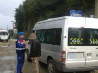 Giresun’da Alkollü Öğrenci Servisi Sürücüsü Jandarmaya Yakalandı