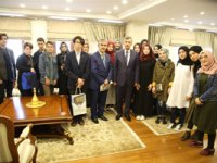 Vali Bektaş’ın Mezun Olduğu Okulun Öğrencilerinden Vali Bektaş’a Ziyaret