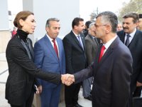 Vali Erdoğan Bektaş, Doğduğu Kente Vali Olarak Başladı