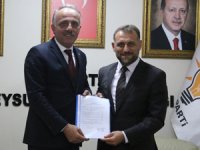 AK Parti Rize'de İlçe Belediye Başkan Aday Adayları Görüşme Odasına!