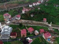 Rize’de Dere Yatağında Olduğu İçin Yıkılan Binalar Yerini Yeşil Alana Bırakacak
