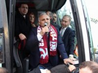 Ak Parti Trabzon Büyükşehir Belediye Başkan Adayı Zorluoğlu’na Coşkulu Karşılama