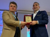 Metin Külünk'ten Rize'de “Neler Oluyor? Konulu Konferans