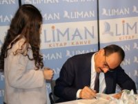 İbrahim Kalın’dan İmza Günü