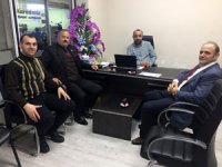 Köseoğlu'ndan Gazetecilere Teşekkür Belgesi