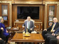 İYİ Parti Rize İl Başkanı Av. Özyanık, Kamulaştırma Mağdurlarının Şikayetlerini Vali Çeber'e İletti