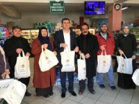 Rizeli Kadınlar Çevre İçin Bez Çanta Dikiyor