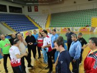 Vali Çeber ve Kurum Müdürleri, Günün Stresini Spor ile Atıyor
