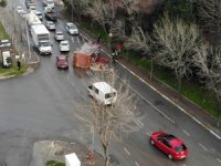 Kamyon Devrildi, Meşrubatlar Yola Saçıldı