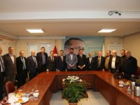 AK Parti Zeytinburnu Adayı Rizeli Arısoy, Rize’den Gelen Yöneticilerle Buluştu