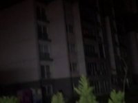 Esenyurt’ta Bin 750 Daireli Sitede Elektrik Kesildi, Vatandaşlar Sokağa Döküldü