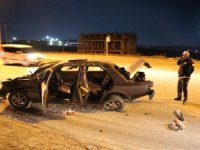 Takla Atan Otomobil Metrelerce Sürüklendi: 3 Yaralı