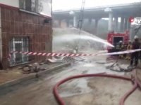 Kazı Yaparken Doğalgaz Borusunu Deldiler