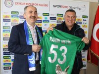 AK Parti Rize Belediye Başkan Adayı Metin'den Çaykur Rizespor'a Ziyaret