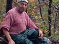 Çay bahçesinde kendi yaktığı ateşte yanarak öldü