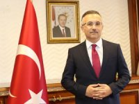 Vali Çeber'den Şehitleri Anma Günü ve Çanakkale Deniz Zaferi'nin 104. Yıl Dönümü Mesajı