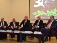 ’Çay Bardaktan Taşıyor’ Paneli