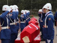 Kazada yaşamını yitiren komandolar için tören