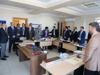 Vali Çeber, Müftü Yusuf Karali Din Yüksek İhtisas Merkezinde İncelemelerde bulundu