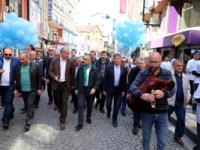 Rize'de Otizmli Çocuklar İçin Tulum Eşliğinde Yürüyüş Yapıldı