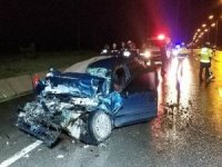 Samsun'da otomobil ile tır çarpıştı: 2 ölü, 1 yaralı