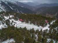 Karla Kaplı Yolu Ulaşıma Açılınca Arap Turistler Soluğu Orada Aldı