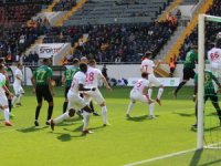 Spor Toto Süper Lig: Akhisarspor: 0 - Antalyaspor: 2 (İlk Yarı)