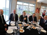 Rize Valisi Kemal Çeber, Turizmcilerle Bir Araya Geldi