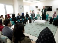 Cumhurbaşkanı Erdoğan’dan Kız Yurduna Ziyaret