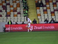 Martin Linnes, 100. Maçında Gol Attı