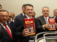 Bakan Pakdemirli Rize’de Çay Fabrikalarını Gezdi