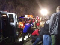 Kayıp Muhabiri Arama Çalışmalarında Suya Kapılarak Şehit Olan Askerler Dereden Çıkartıldı
