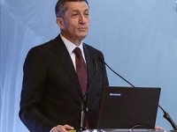 Selçuk: Liselere yeni eğitim modelinin ilk sınavı 2024 yılında yapılacak