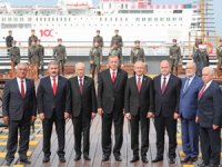 Samsun’da 19 Mayıs Kutlamasına Damga Vuran “Birlik Pozu”
