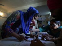 Hindistan’da 5 Haftadır Süren Seçimlerde Oy Verme İşlemi Bitti